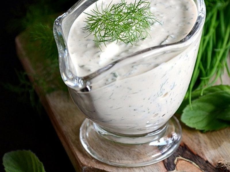 Rewelacyjny dressing jogurtowy