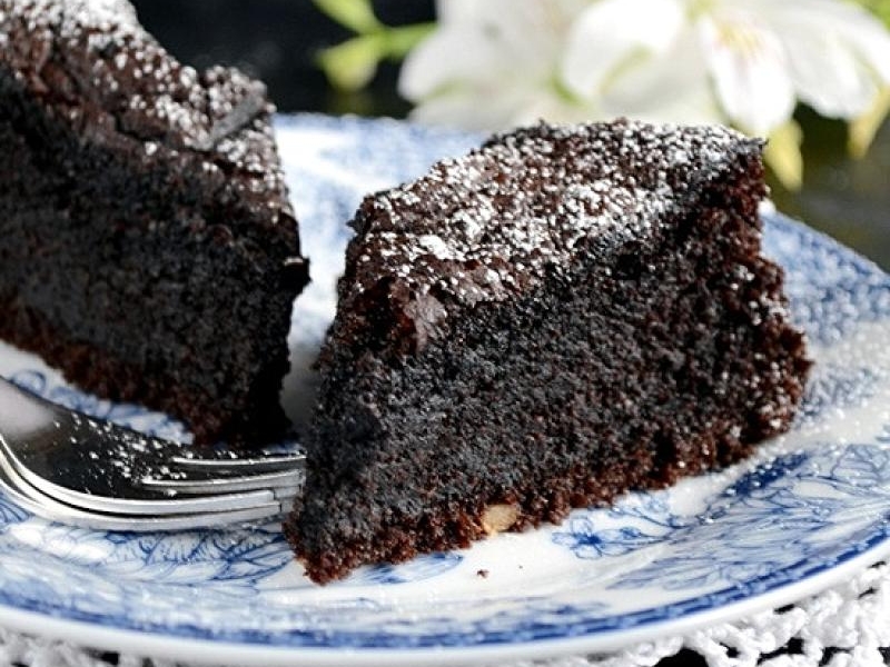 Oliwne ciasto czekoladowe Nigelli Lawson