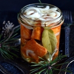 Łosoś marynowany w...