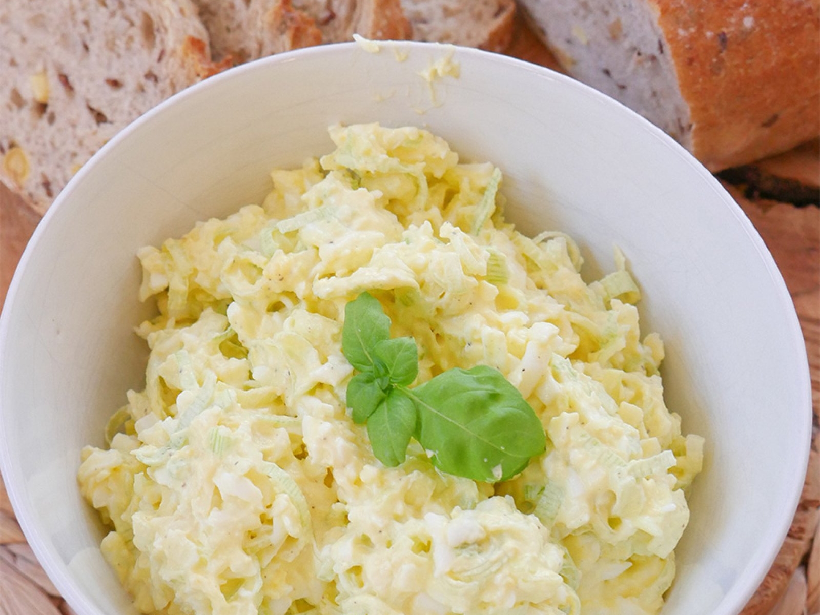 Pasta jajeczna z porem