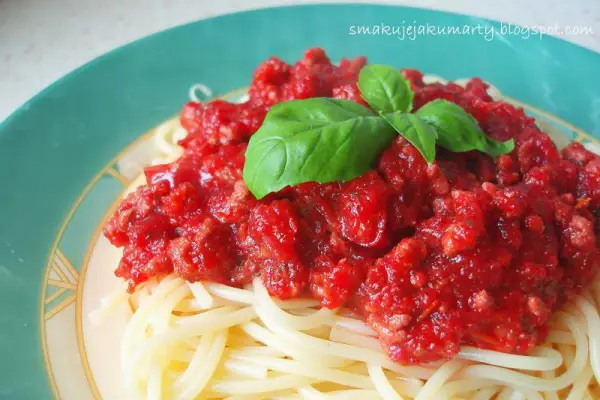 Spaghetti z buraczkami