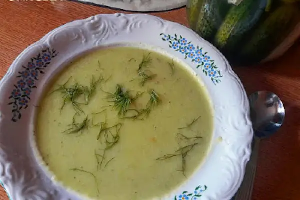 Zupa krem ze świeżych ogórków - Fresh Cucumber Soup Recipe - Vellutata di cetrioli