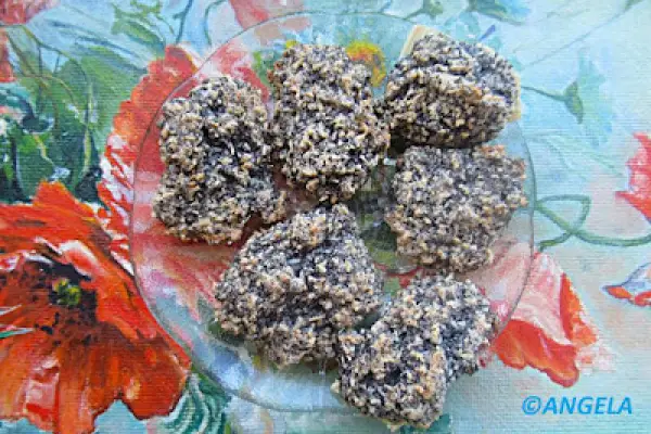 Makowe kokosanki na wafelku - Coconut And Poppyseed Tea Cakes - Biscotti ai semi di papavero ed al cocco