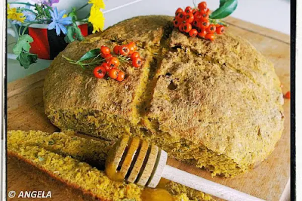 Chleb marchewkowy z pestkami z dyni - Carrot And Pumpkin Seed Bread Recipe - Pane di carote e semi di zucca