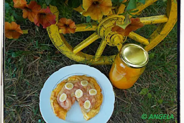 Omlet dyniowy z brzoskwiniami i bananem -  Pumpkin And Fruit Omelette - Omelette dolce di zucca alla frutta