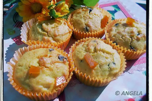 Babeczki pomarańczowo-czekoladowe - Orange And Chocolate Muffins - Muffin con gocce di cioccolato e arance