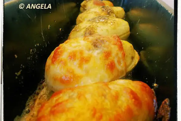 Ziemniaki z piekarnika nadziewane grzybami (po lwowsku) - Mushroom Stuffed Potatoes (Old Lviv Recipe)  - Patate farcite con i fungi della vecchia Leopoli)