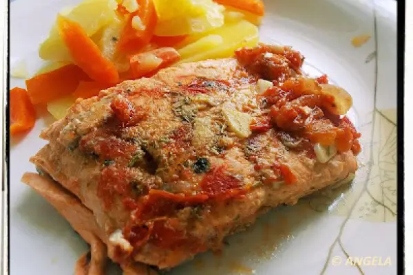 Łosoś smażony w pomidorach -  Salmon in Tomato Sauce - Salmone in salsa di pomodoro