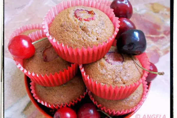 Owocowe babeczki z cynamonem - Fruit and Cinnamon Muffins - Muffin integrali alla frutta e cannella