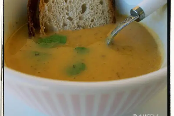 Krem z grochu czyli miksowana grochówka - Split Peas Soup Recipe - Minestra di piselli spezzati cremosa