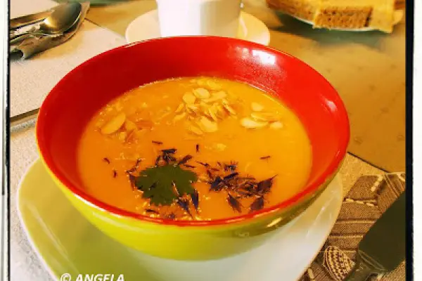 Zupa krem z dyni wg Cioci Grażynki - Aunt Grażynka s Pumpkin Creme Soup - Crema di zucca della zia Grażynka