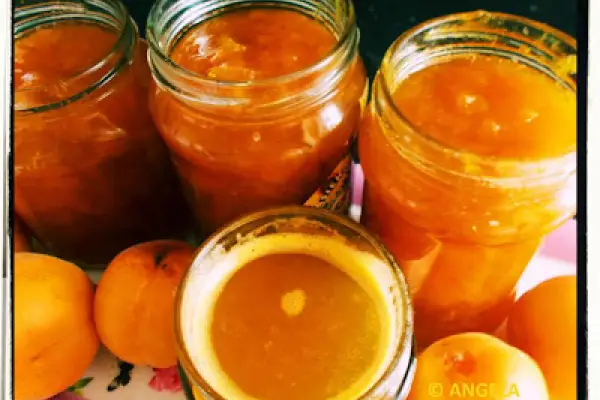 Konfitura i sok z moreli - Apricot Juice and Preserve - Confettura e succo di albicocche