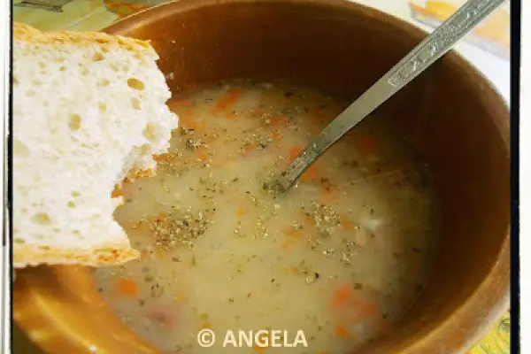 Grochówka - Split Peas Soup Recipe - Minestra di piselli spezzati