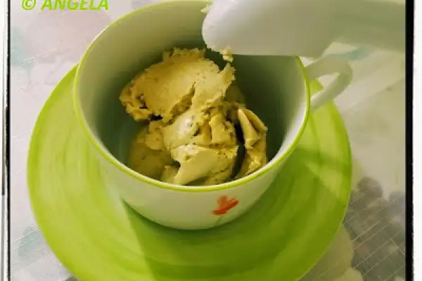 Lody pistacjowe - Pistachio ice-cream - Gelato al pistacchio