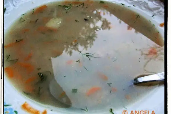 Krupnik polski - Polish krupnik soup - Minestrone polacco con orzo