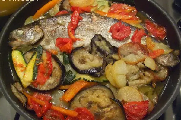 Pstrąg w warzywach z piekarnika - Baked trout with vegetables - Trota con le verdure al forno