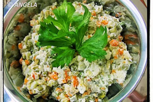 Szałot śląski -  Silesian potato salad - Insalata Slesiana alle patate (cosiddetta insalata russa)
