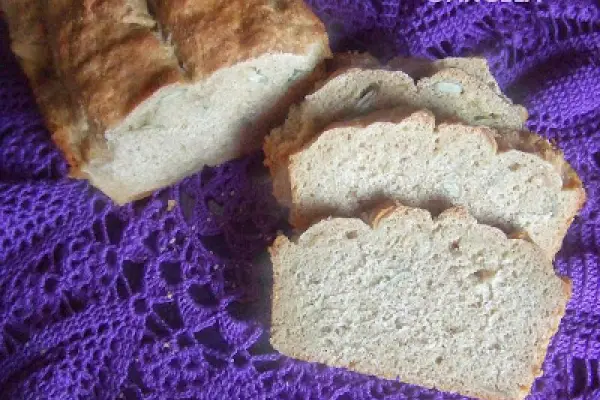 Chleb z mąki z pełnego przemiału/ Whole meal bread/ Pane integrale