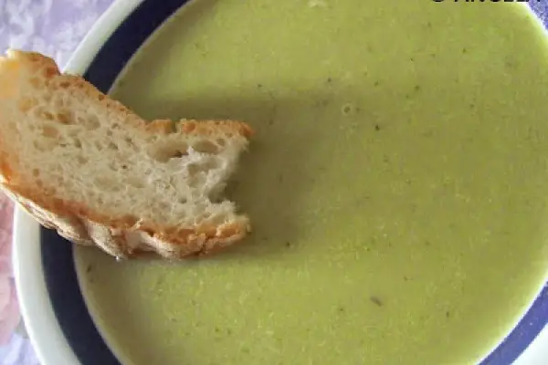 Zupa krem z cukinii - Courgette (zucchini) soup - La passata cremosa con le zucchine