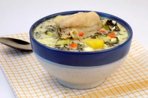 Zupa szczawiowa z ziemniakami