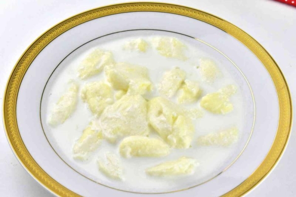 Fit zupa mleczna z kluseczkami