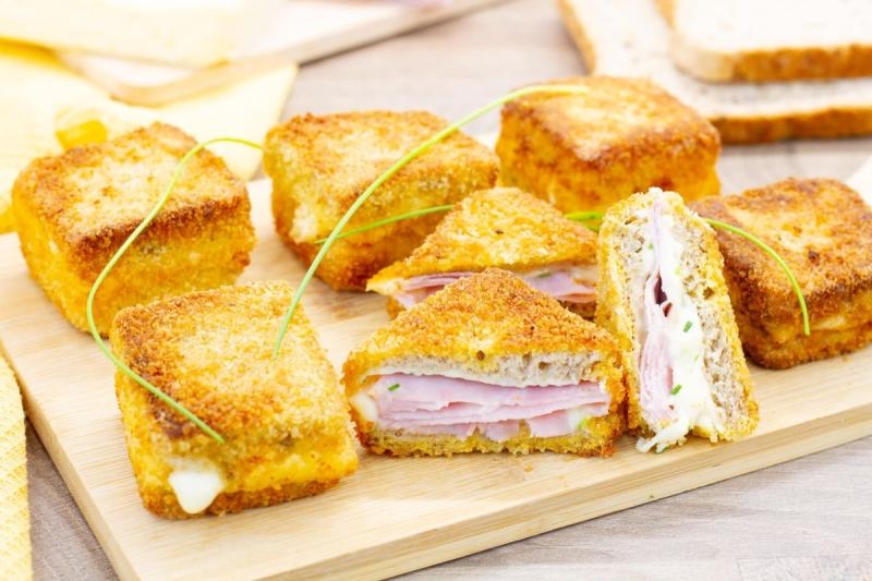 Smażone mini kanapki w panierce