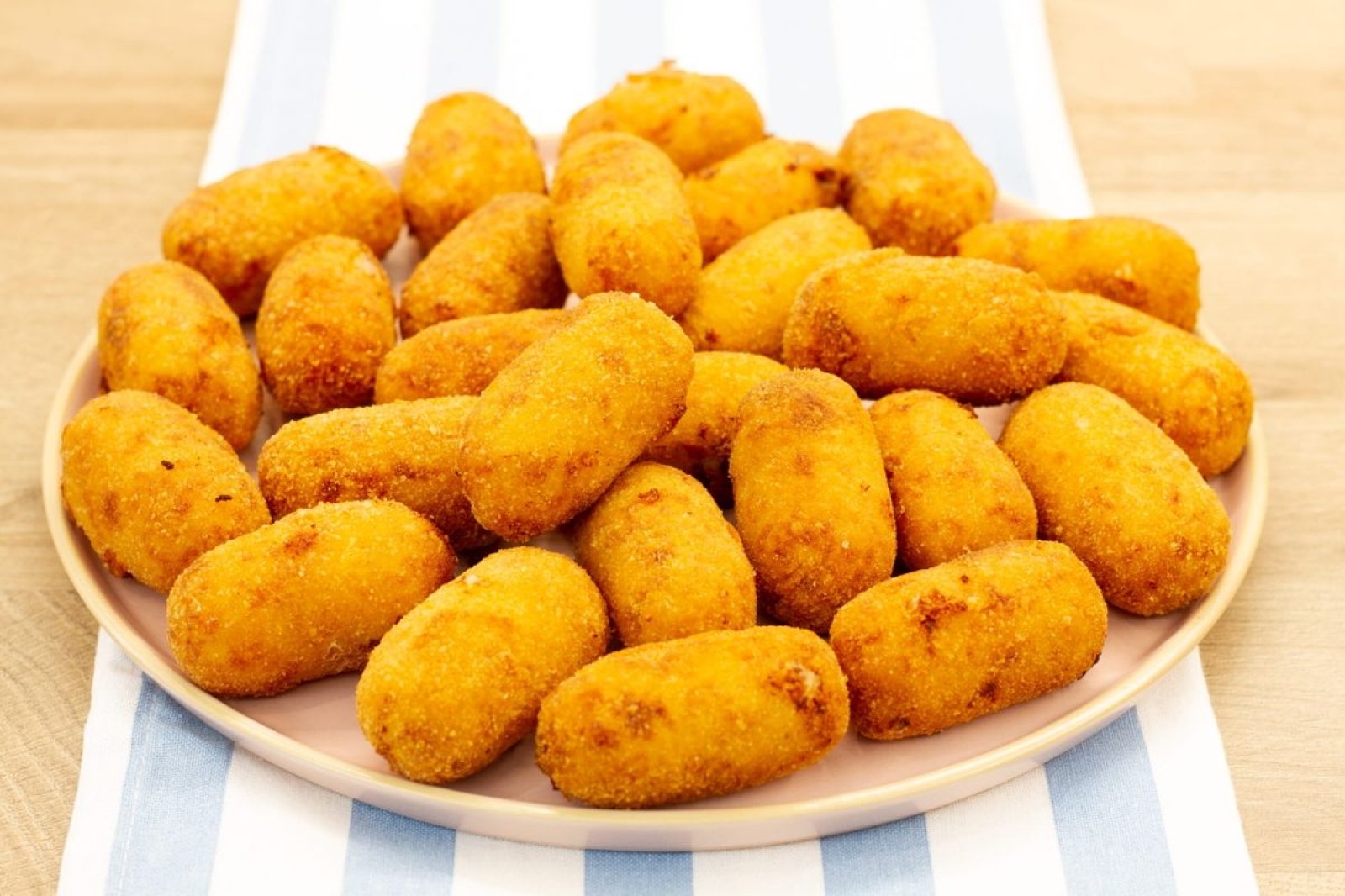 Croquetas de jamón – hiszpańskie krokiety z szynką