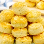 Pogacze twarogowe ze...