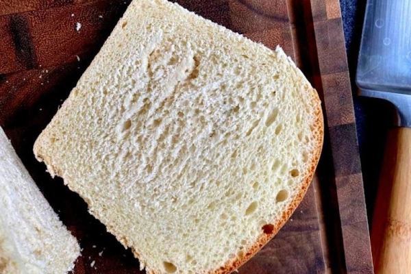 Włoski chleb tostowy