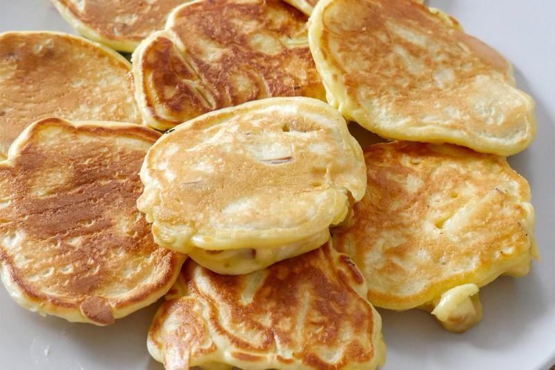 Szybkie placuszki z jabłkami