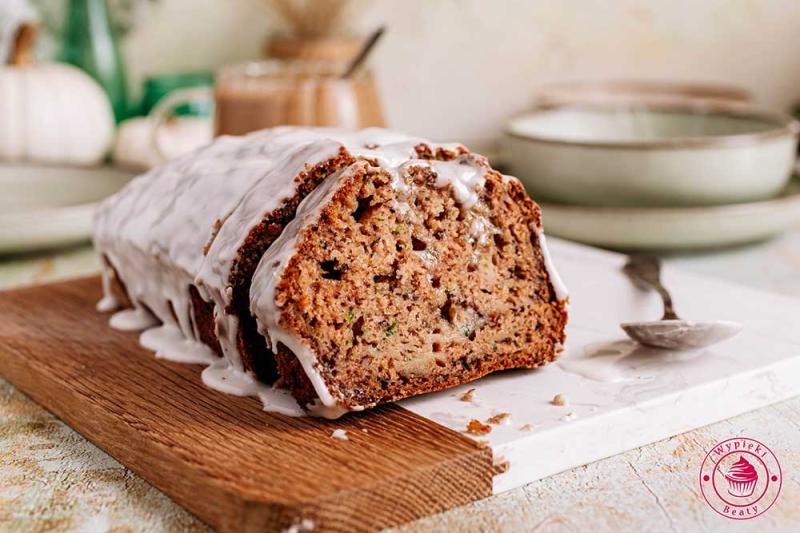 Proste ciasto bananowo-cukiniowe