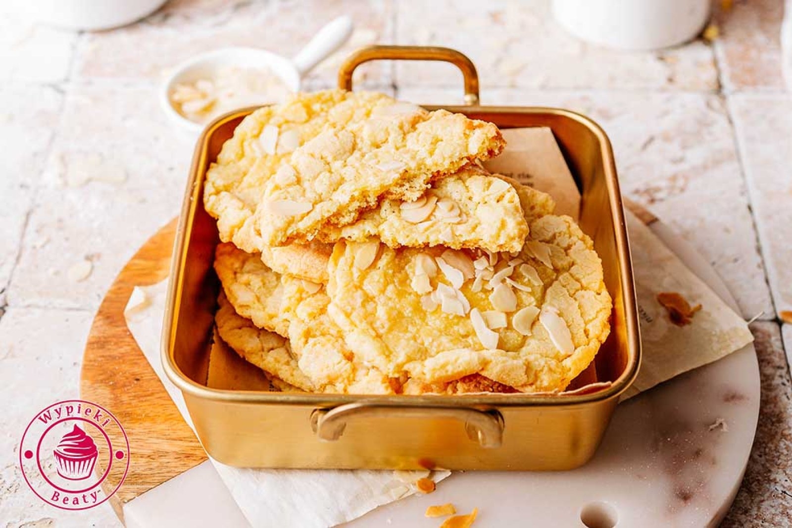Ciastka almond croissant