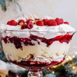 Bezowy deser trifle