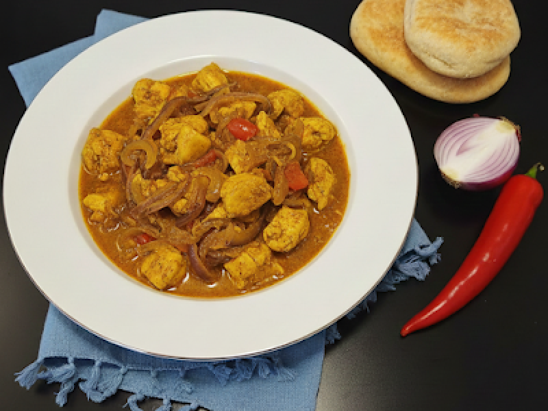 Kurczak z cebulką i papryką