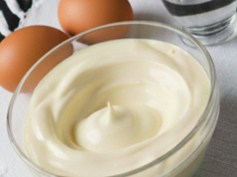 Domowy majonez - prosty, naturalny i lepszy niż w sklepowy
