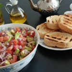 Sałatka z awokado,...