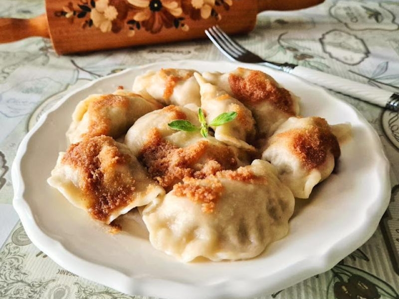Pierogi z mięsem z rosołu