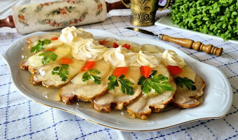 Schab z ananasem w galarecie