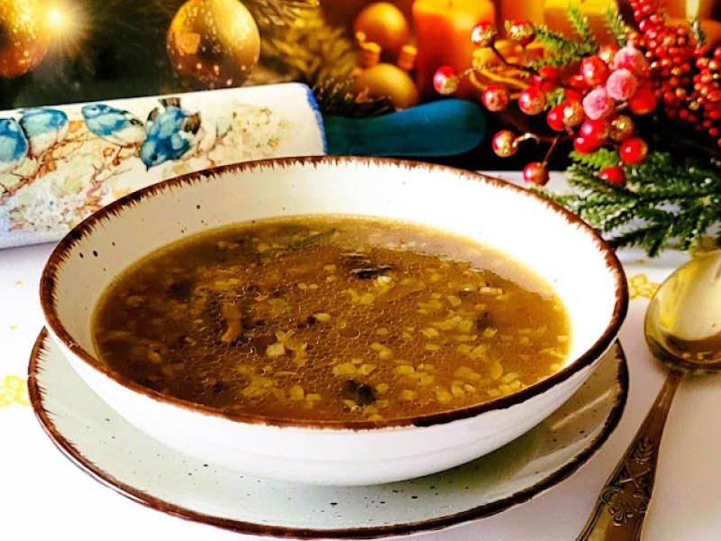 Zupa grzybowa z kaszą gryczaną- wigilijna