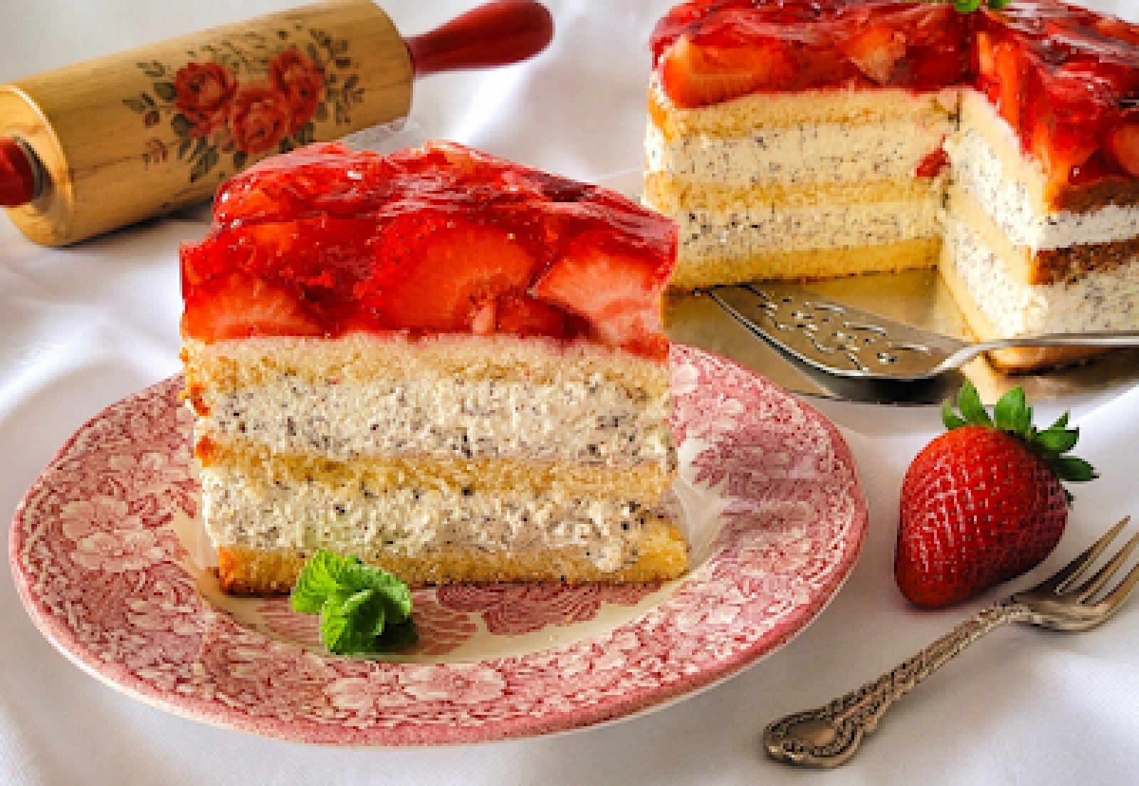 Tort Truskawkowa straciatella