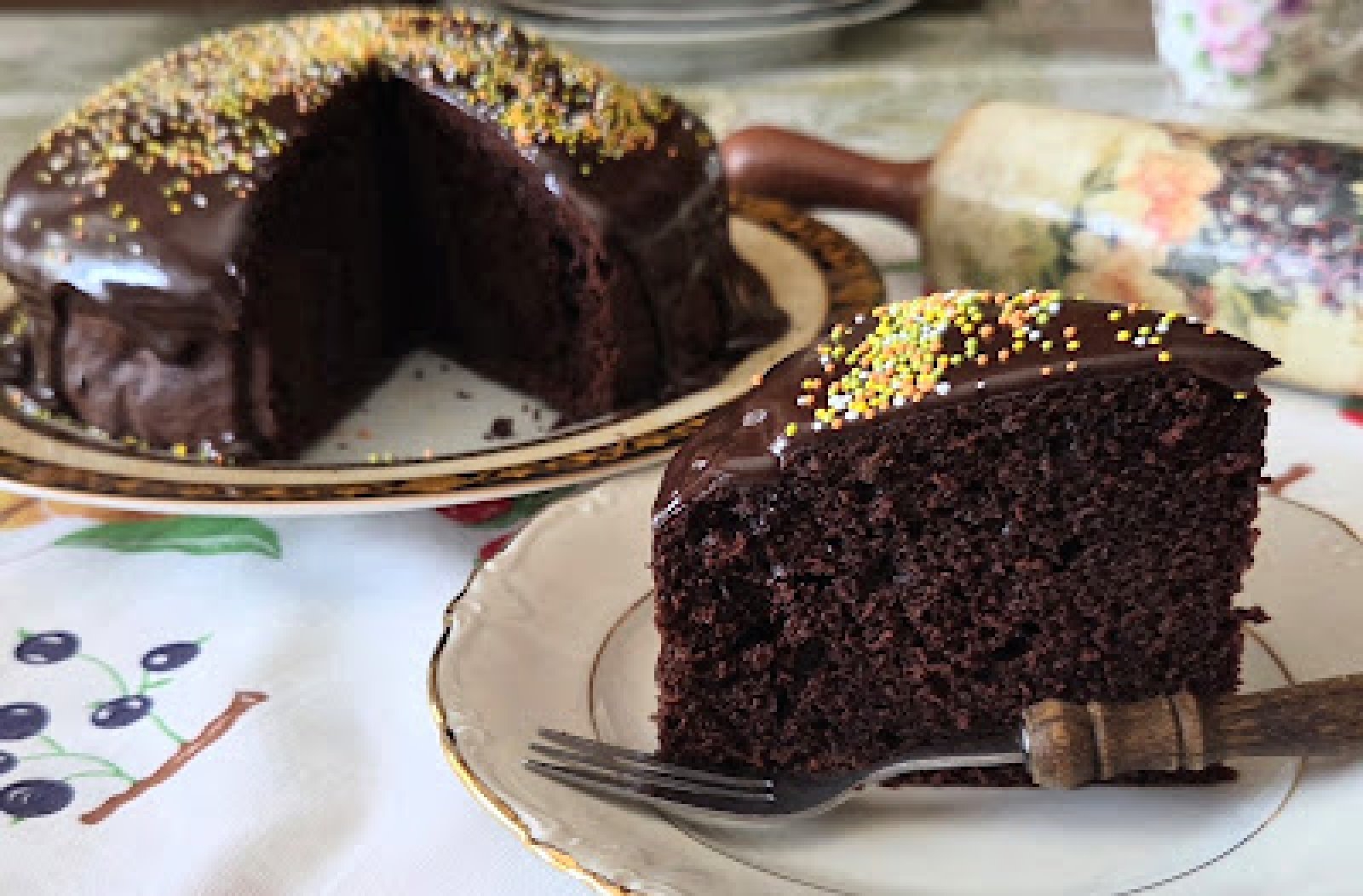Babka czekoladowa z cukinią i bananami