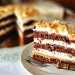 Tort Snickers z kremem...