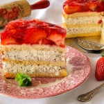 Tort Truskawkowa...