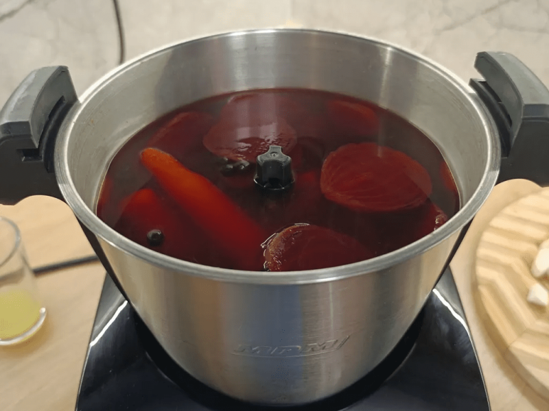 Barszcz czerwony wigilijny (termorobot mrk 18)