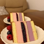 Tort na urodziny z...