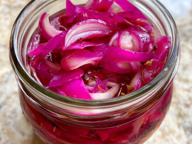 Quick Pickled Red Onions: 4 Steps to Flavor Bliss