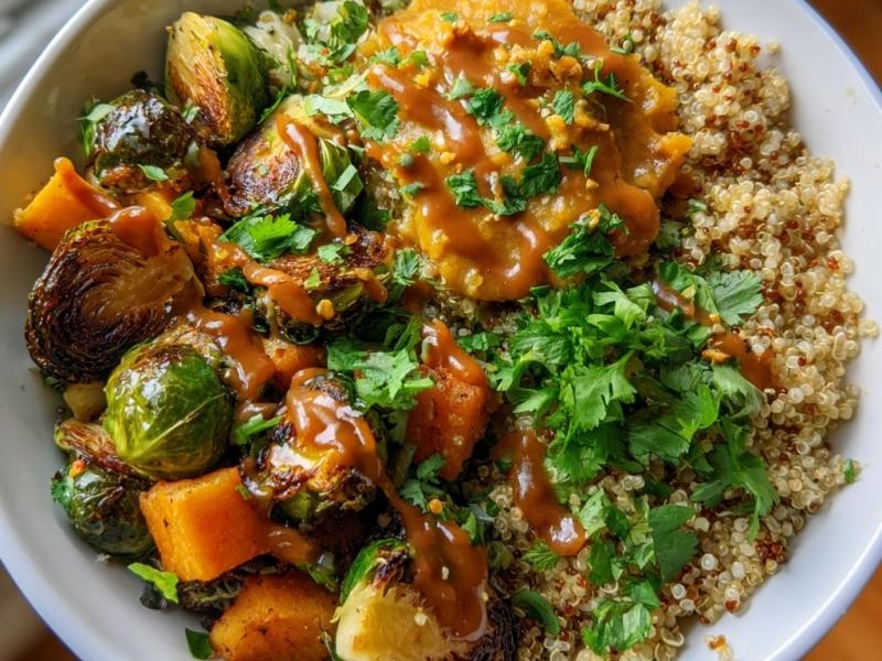 Quinoa Power Bowls: 5 Reasons to Love Maple Chipotle Flavor