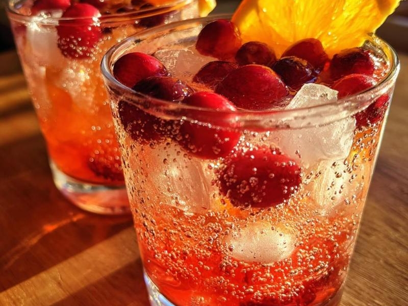 Thanksgiving Alcoholic Drinks: 5 Festive Ways to Celebrate