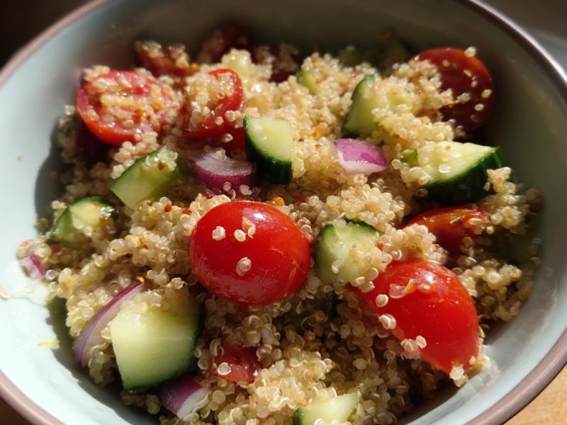 New Year Eve Food: 5 Festive Quinoa Salad Delights
