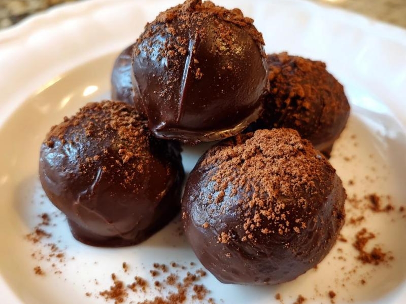 Truffles: 5 Simple Steps to Chocolate Bliss at Home